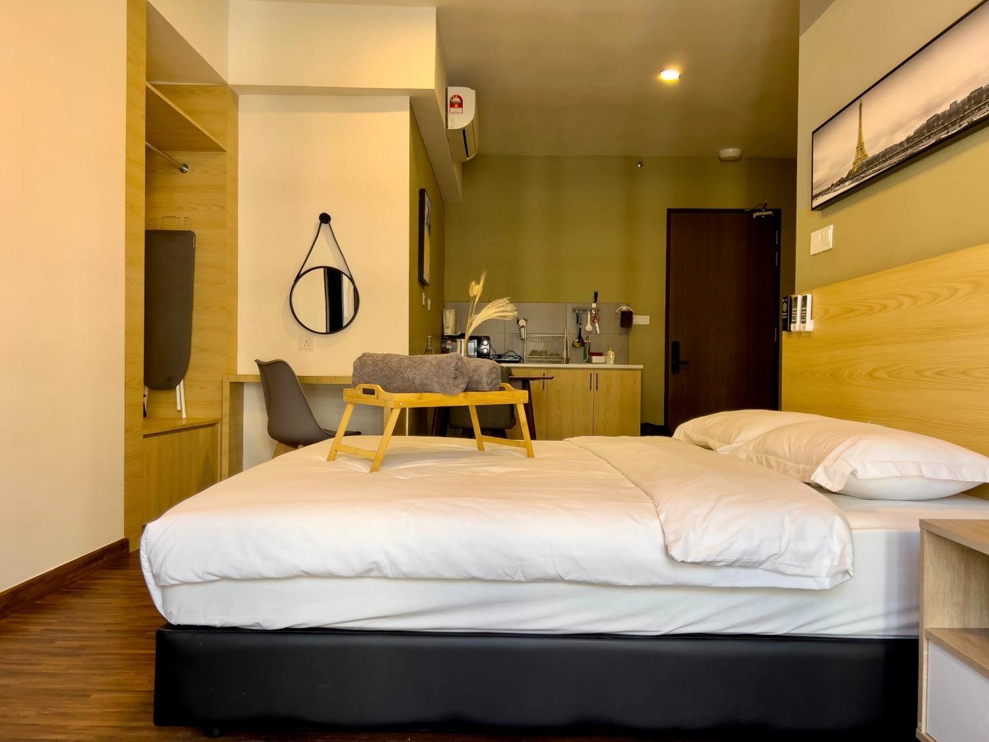 Hush Inn At K Avenue Kota Kinabalu Exteriör bild