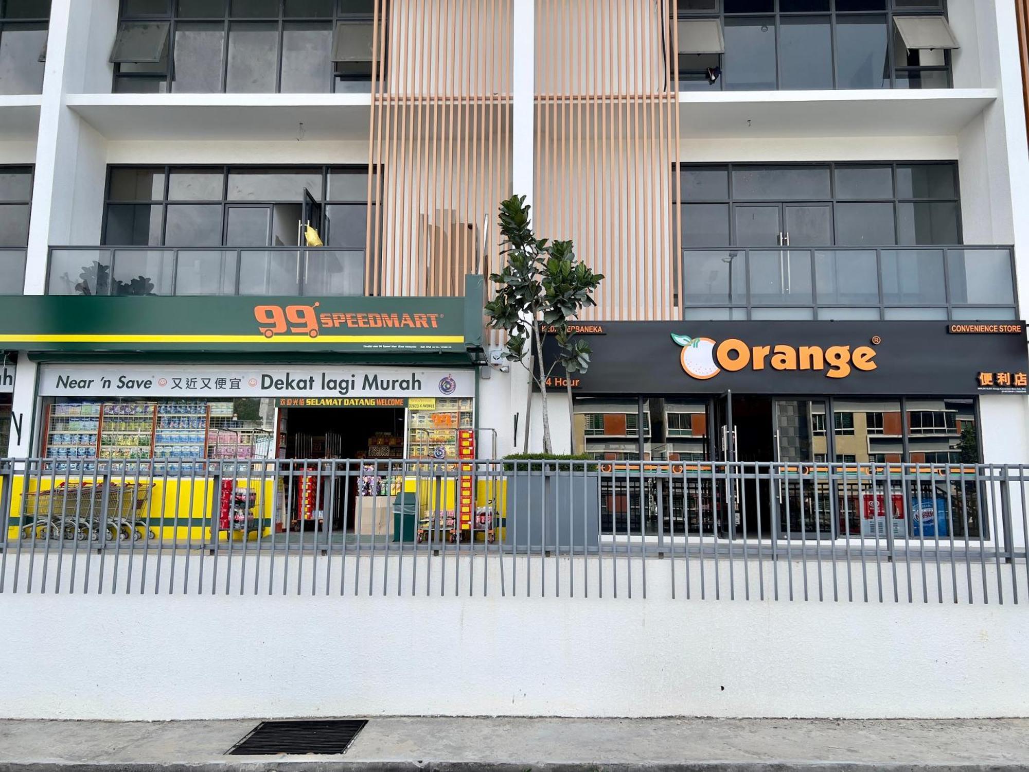 Hush Inn At K Avenue Kota Kinabalu Exteriör bild